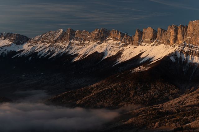 Une belle vue sur la barrière orientale du Vercors